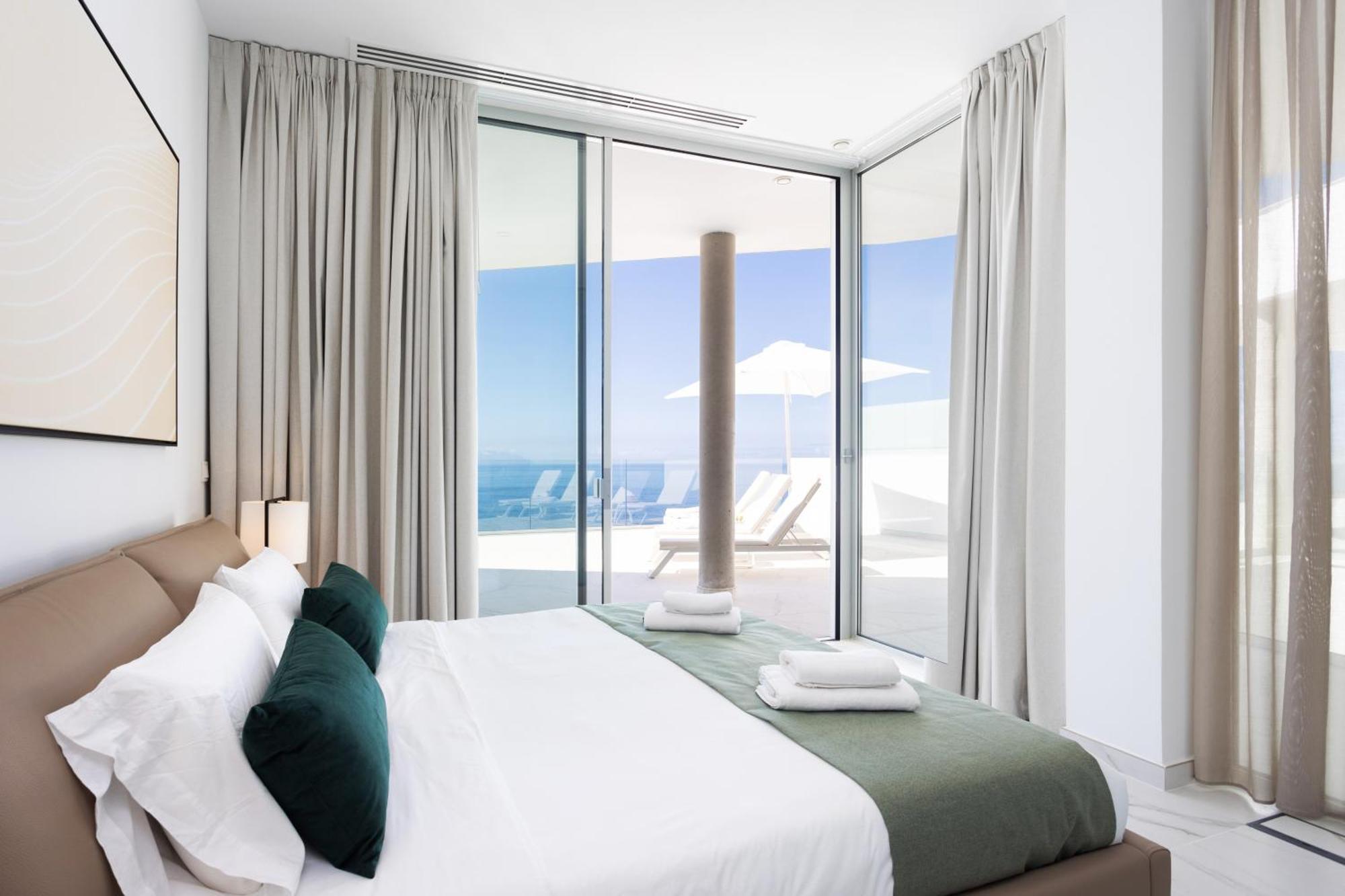 Crystal I Luxury Apartments By Enjoyahome Acantilado de los Gigantes Εξωτερικό φωτογραφία